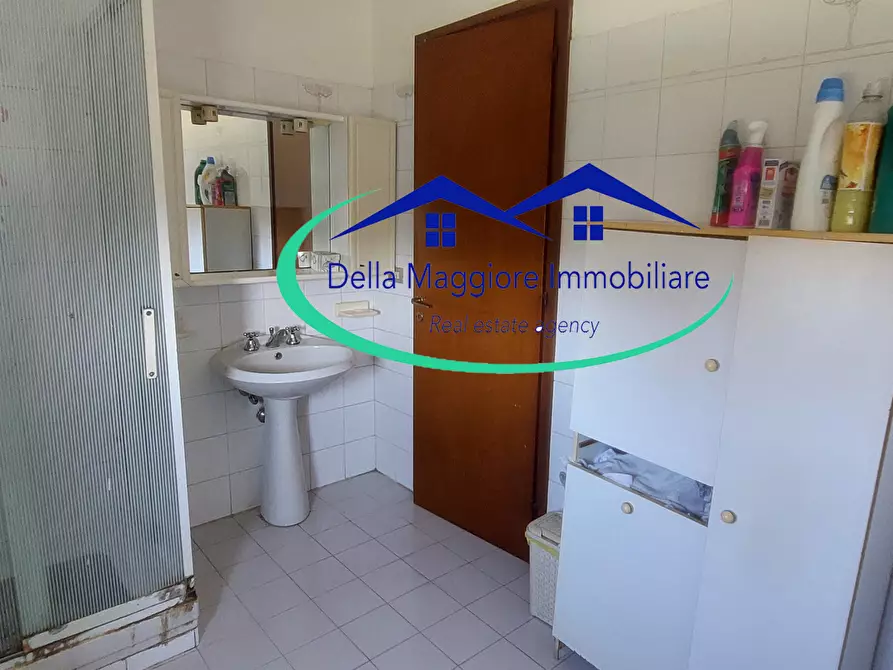 Immagine 15 di Appartamento in vendita  in Via Emilio Zola a Livorno