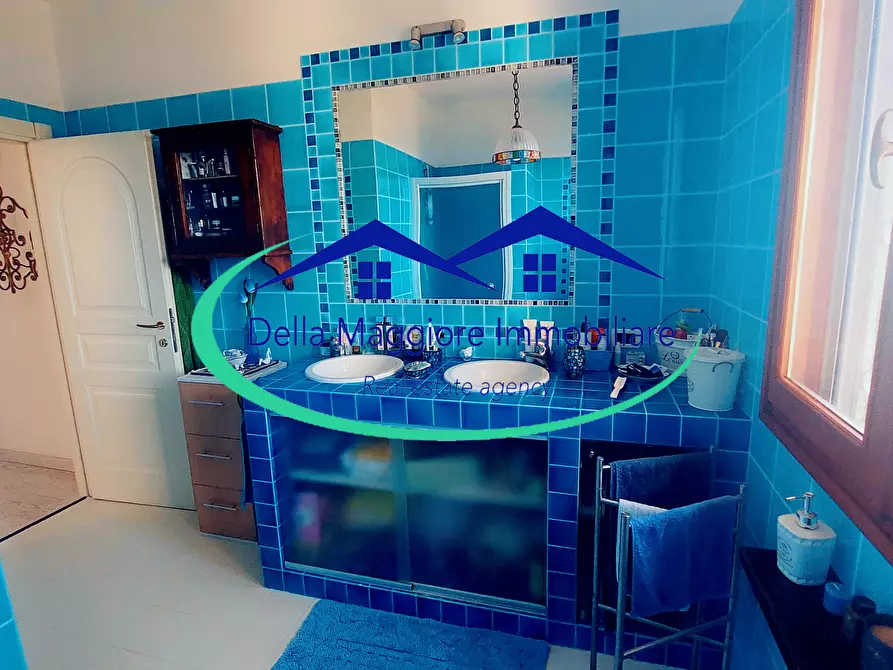 Immagine 32 di Porzione di casa in vendita  in via di quercianella a Livorno