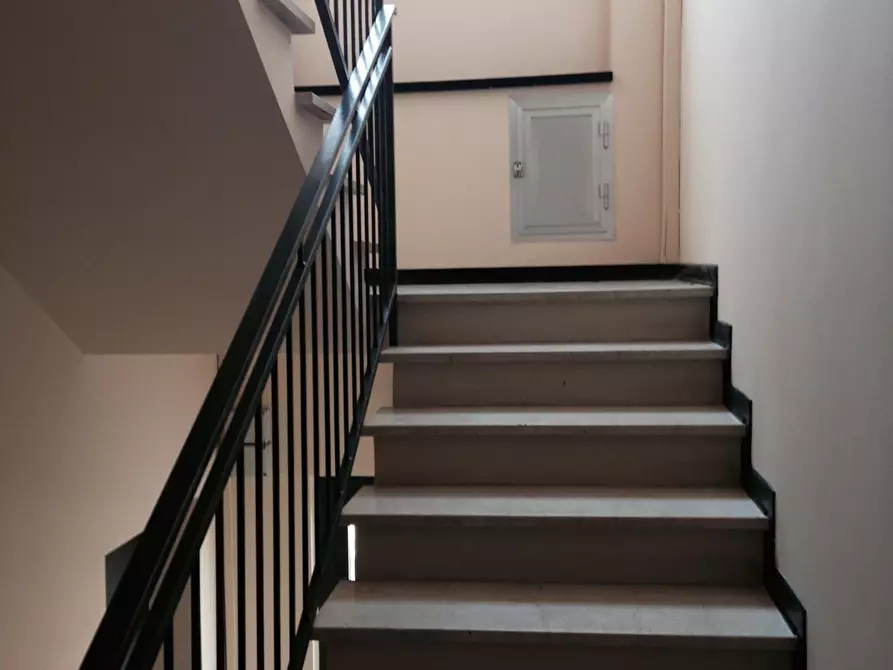 Immagine 2 di Ufficio in affitto  a Parma