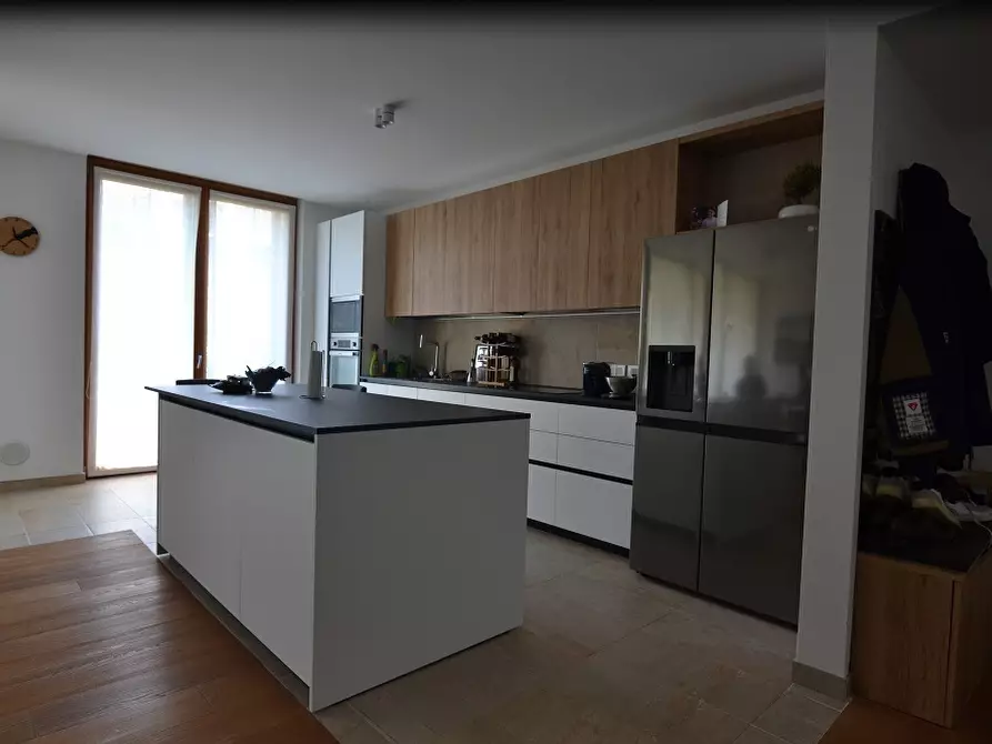 Immagine 3 di Trilocale in vendita  in Viale della Costituzione 1 a Trento