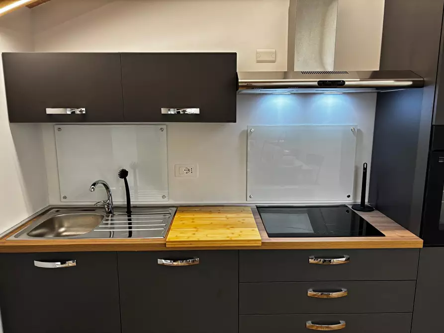 Immagine 17 di Stanza singola in affitto  in Via Giuseppe Canestrini a Trento