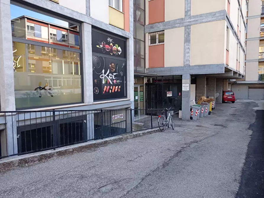 Immagine 4 di Locale commerciale in affitto  in via rosmini 14 a Trento