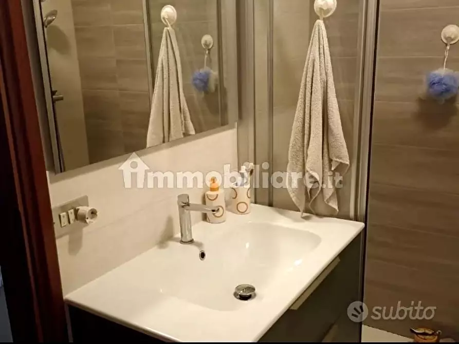 Immagine 3 di Trilocale in affitto  a Trento