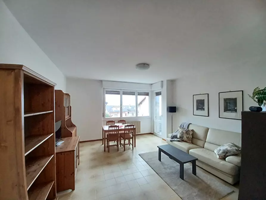 Immagine 2 di Quadrilocale in affitto  a Trento