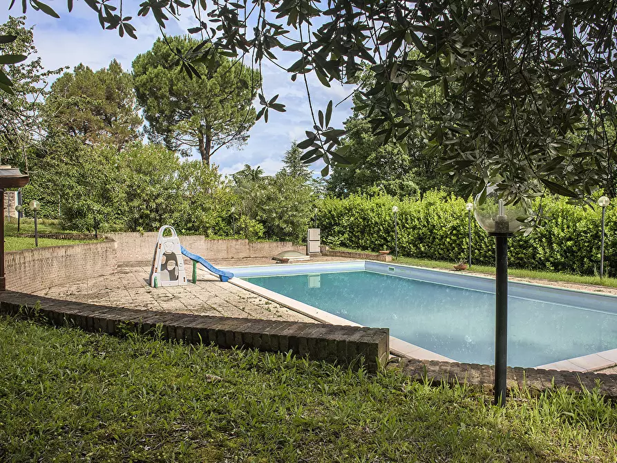 Immagine 8 di Rustico / casale in vendita  in OFFAGNA a Offagna