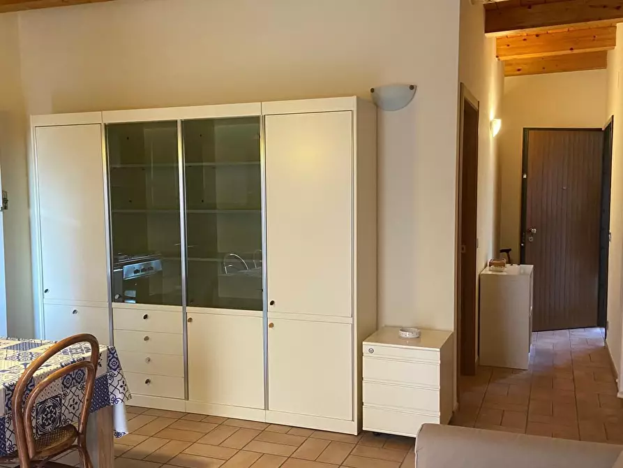 Immagine 5 di Bilocale in affitto  a Osimo