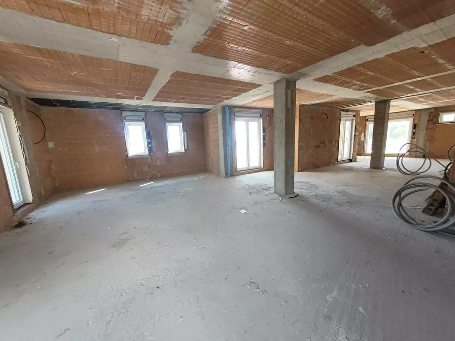 Immagine 6 di Attico in vendita  in Viale Villa eugenia snc a Civitanova Marche