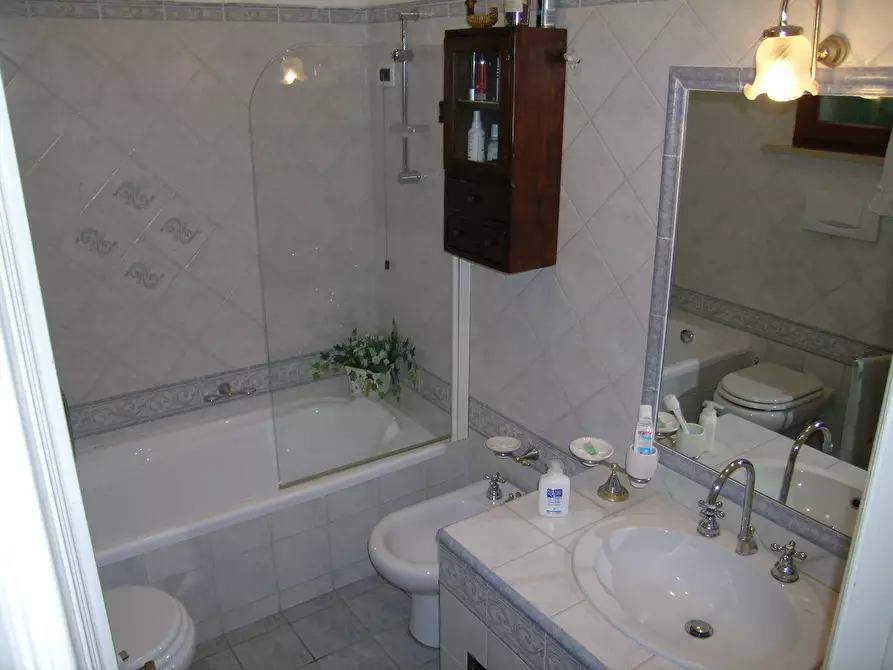 Immagine 11 di Porzione di casa in vendita  in Via delle Rose a Numana