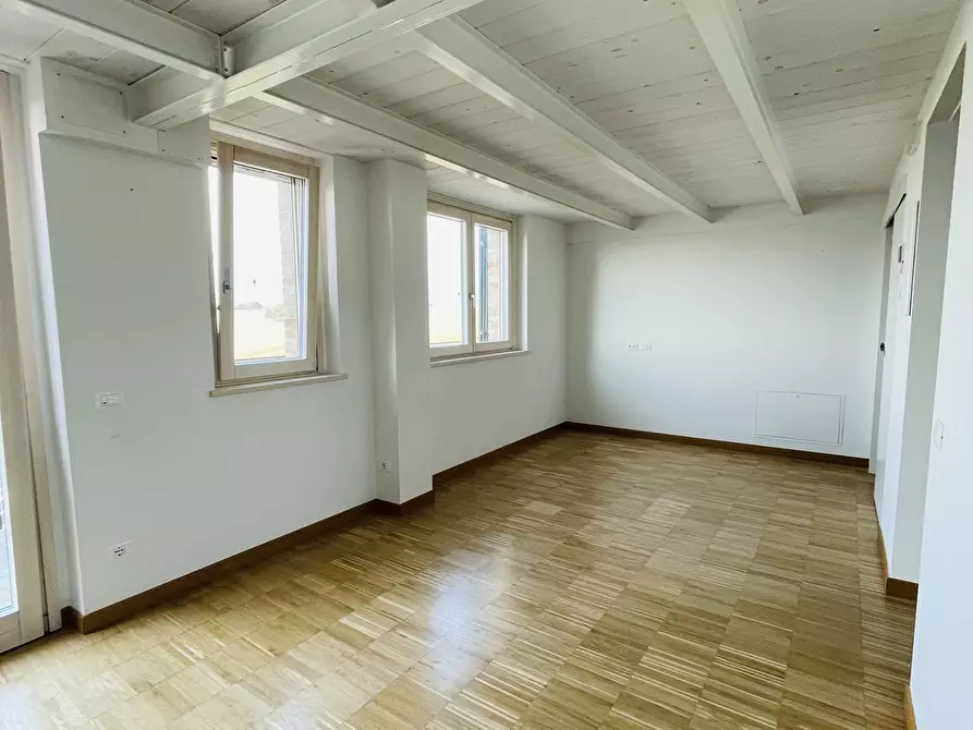 Immagine 14 di Porzione di casa in vendita  in Via Barcaglione a Ancona