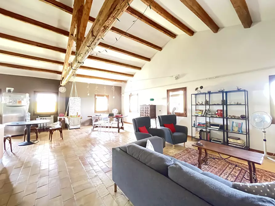 Immagine 21 di Rustico / casale in vendita  in Filottrano a Filottrano