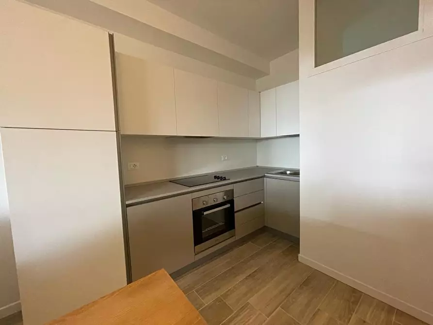 Immagine 8 di Bilocale in vendita  in Via Claudio Salmoni a Ancona