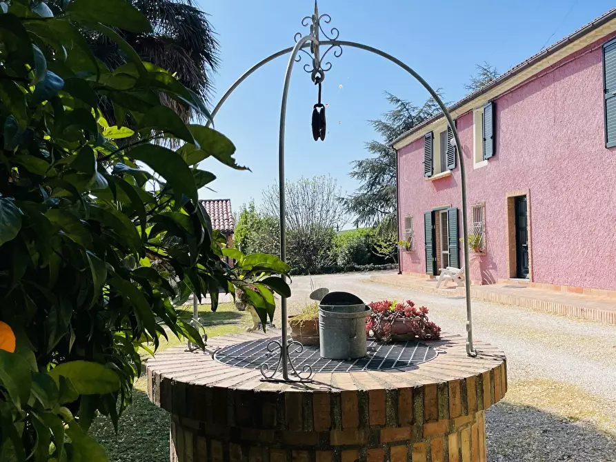 Immagine 5 di Rustico / casale in vendita  in Via Paterno a Ancona