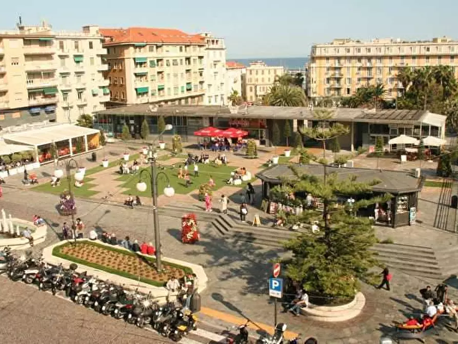 Immagine 18 di Bilocale in vendita  in Via Zeffiro Massa 84 a San Remo
