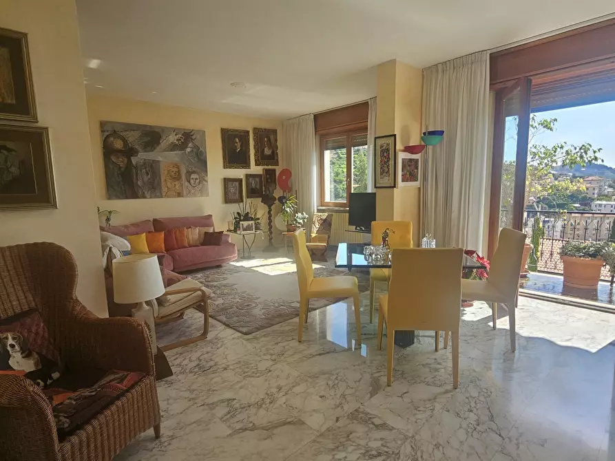 Immagine 2 di Pentalocale in vendita  in Via Borea 63 a San Remo