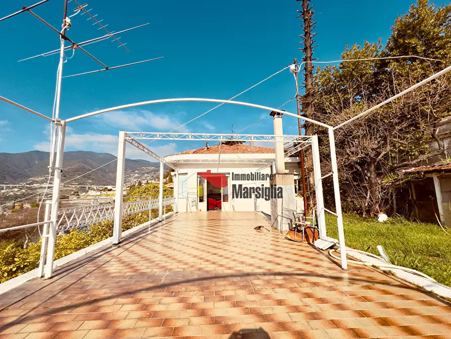 Immagine 11 di Casa indipendente in vendita  in Via G. D'Annunzio 60 a San Remo