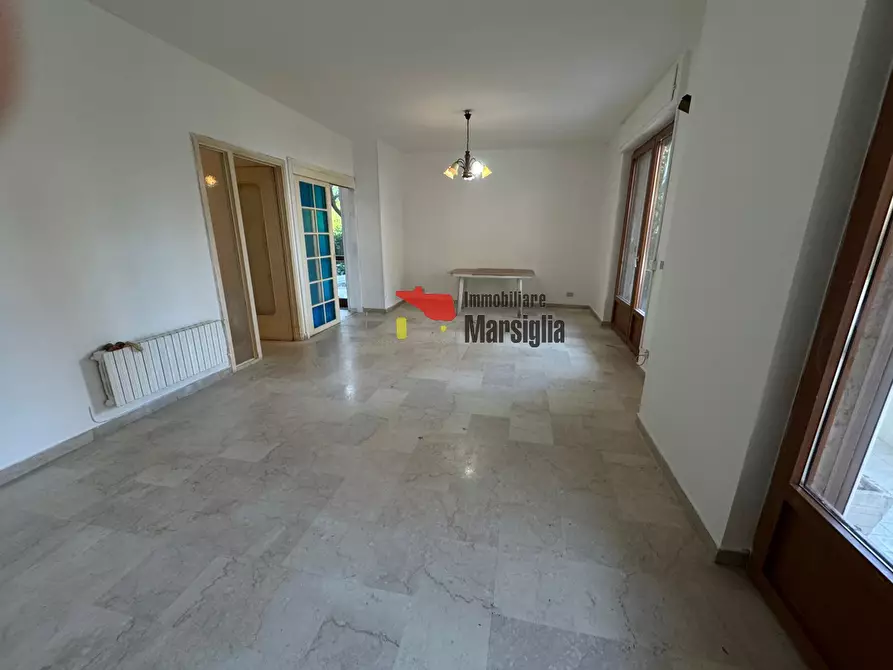 Immagine 3 di Trilocale in vendita  in Strada Bonmoschetto 8 a San Remo