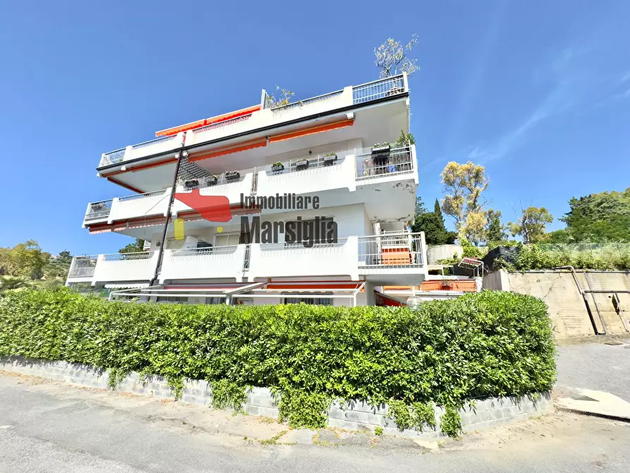 Immagine 12 di Monolocale in vendita  in Strada Solaro 121 a San Remo