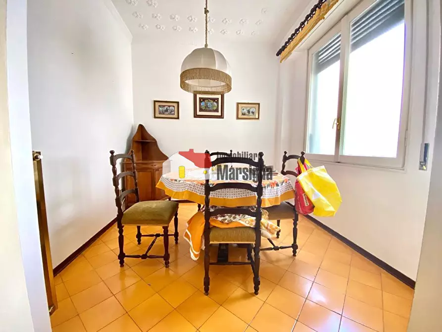 Immagine 10 di Quadrilocale in vendita  in Via Nuvoloni a San Remo