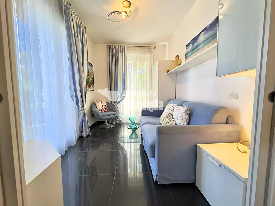 Immagine 10 di Trilocale in vendita  in Via Marinella 31 a San Remo