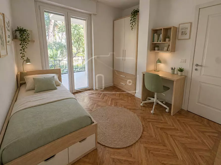 Immagine 12 di Trilocale in vendita  in Corso degli Inglesi 533 a San Remo