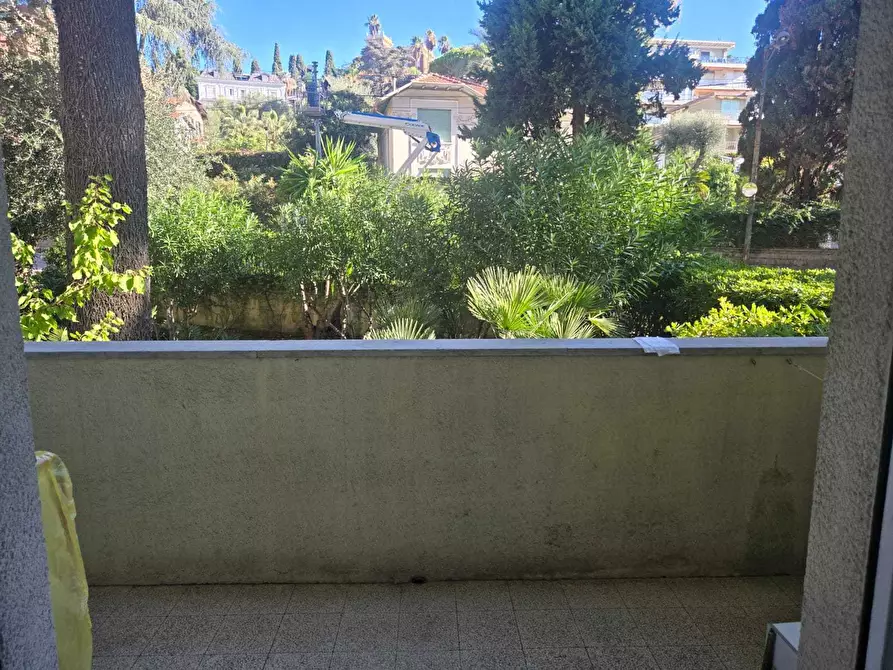 Immagine 13 di Quadrilocale in vendita  in Corso degli Inglesi 700 a San Remo