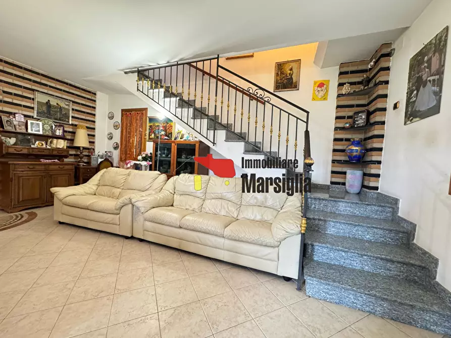 Immagine 21 di Villa in vendita  in Via Monsignore Tornatore a Dolceacqua