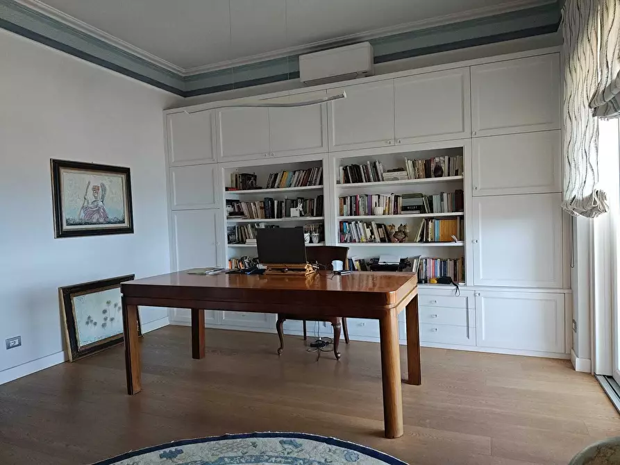 Immagine 4 di Pentalocale in vendita  in Parco Marsaglia 1 a San Remo