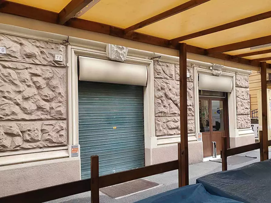 Immagine 9 di Locale commerciale in affitto  in Via Domenico Fiasella a Genova