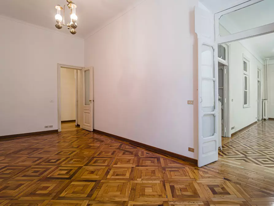 Immagine 7 di Ufficio in vendita  in Corso Re Umberto a Torino