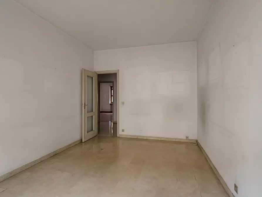 Immagine 9 di Quadrilocale in vendita  in Via Fratelli Carando a Torino