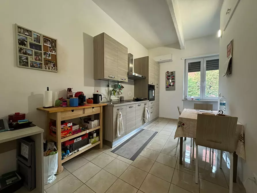 Immagine 24 di Palazzo in vendita  a Torino