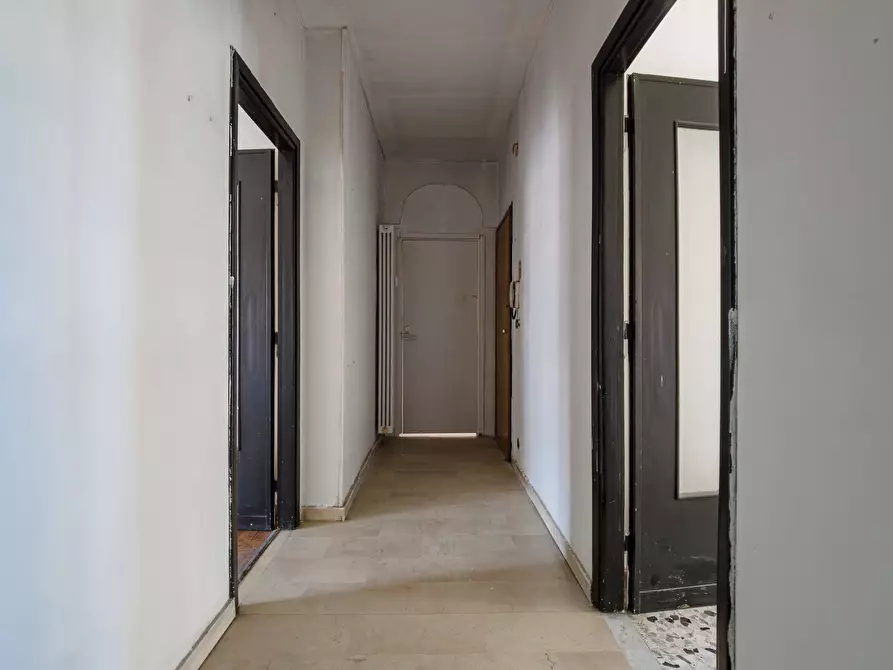 Immagine 4 di Bilocale in vendita  in Via Verolengo a Torino