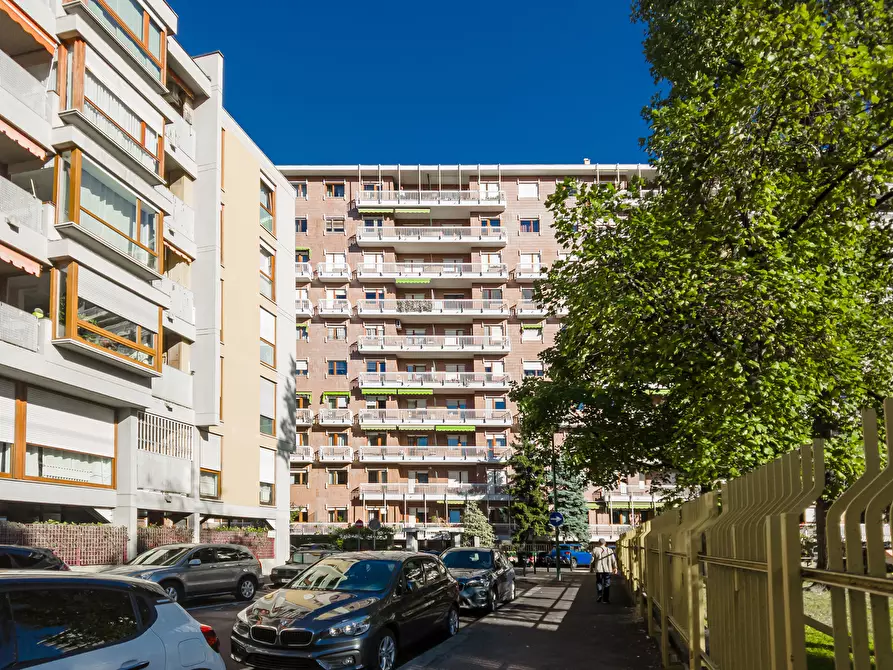 Immagine 40 di Quadrilocale in vendita  in Via Castellino a Torino
