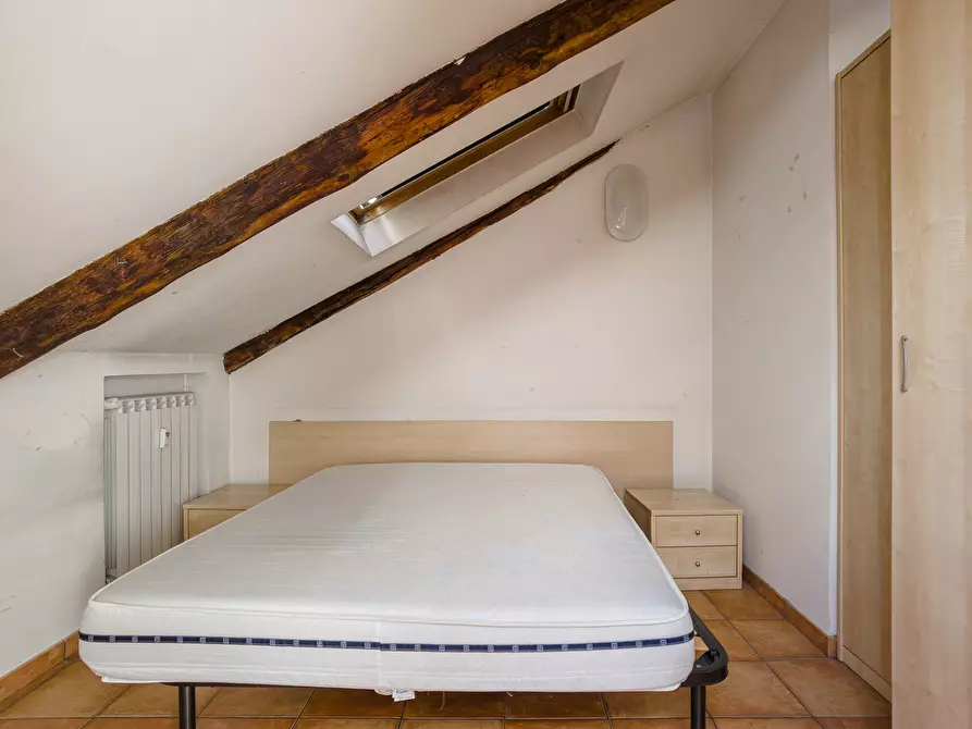 Immagine 10 di Bilocale in vendita  in Via Moretta a Torino