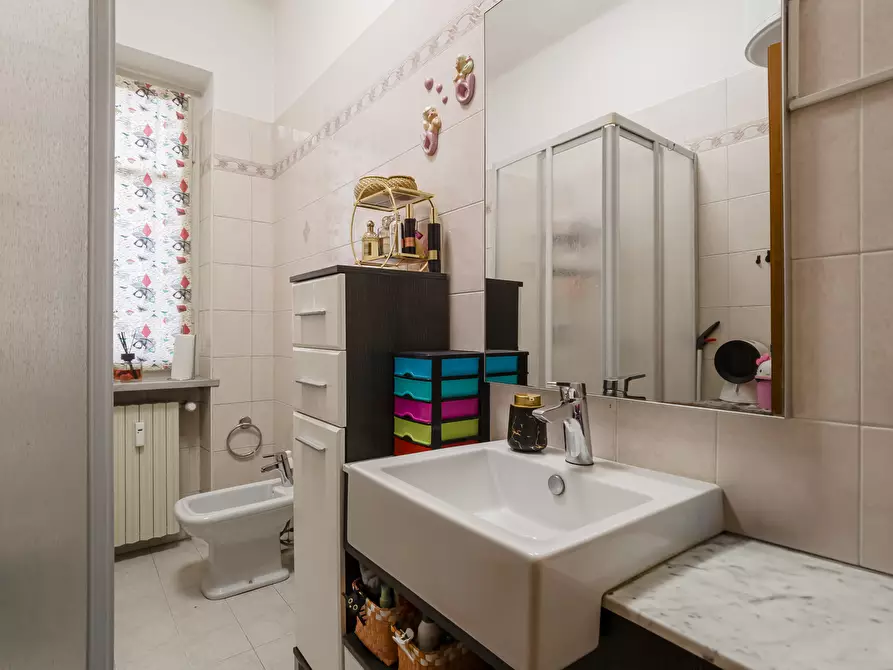 Immagine 13 di Bilocale in vendita  in Via Luigi Goytre a Torino