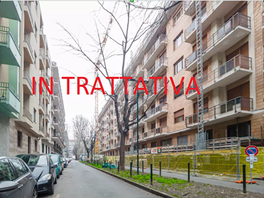 Immagine 1 di Quadrilocale in vendita  in Via Fratelli Carando a Torino
