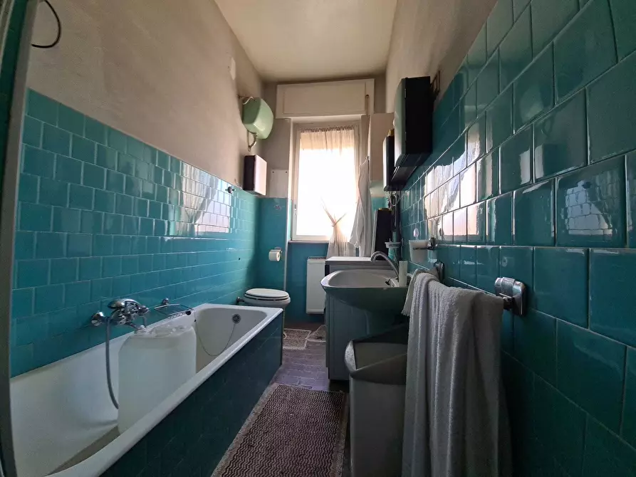 Immagine 4 di Trilocale in vendita  a Livorno