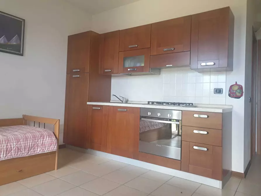 Immagine 8 di Appartamento in vendita  a Livorno