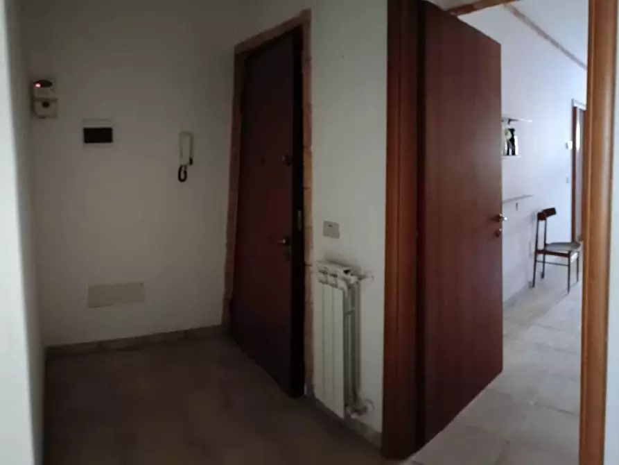 Immagine 12 di Appartamento in vendita  a Livorno