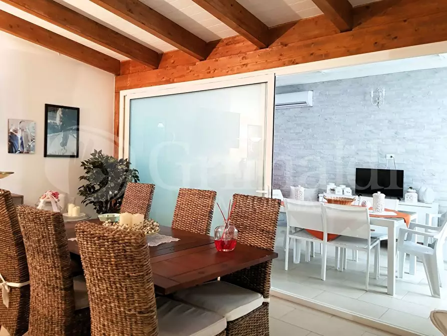 Immagine 41 di Casa indipendente in vendita  in corso cesare vergine a Tuglie