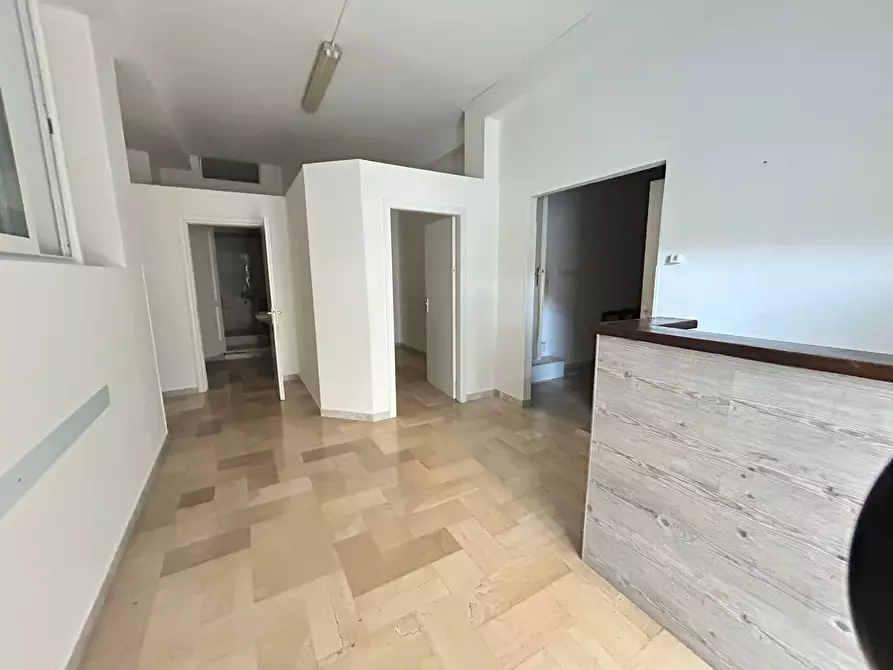 Immagine 18 di Locale commerciale in affitto  in Via dei Palumbo 43 a Lecce