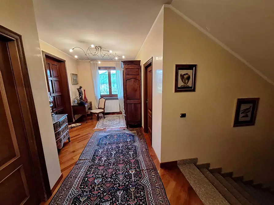 Immagine 34 di Villa in vendita  a Caresanablot