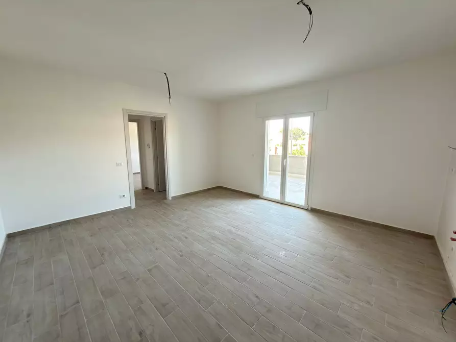 Immagine 1 di Trilocale in vendita  in Via Monte Civetta 2 a Nettuno