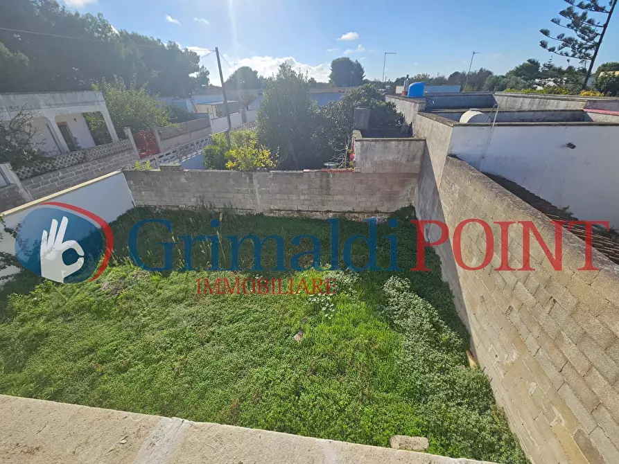 Immagine 25 di Casa indipendente in vendita  in SP366 67 a Melendugno