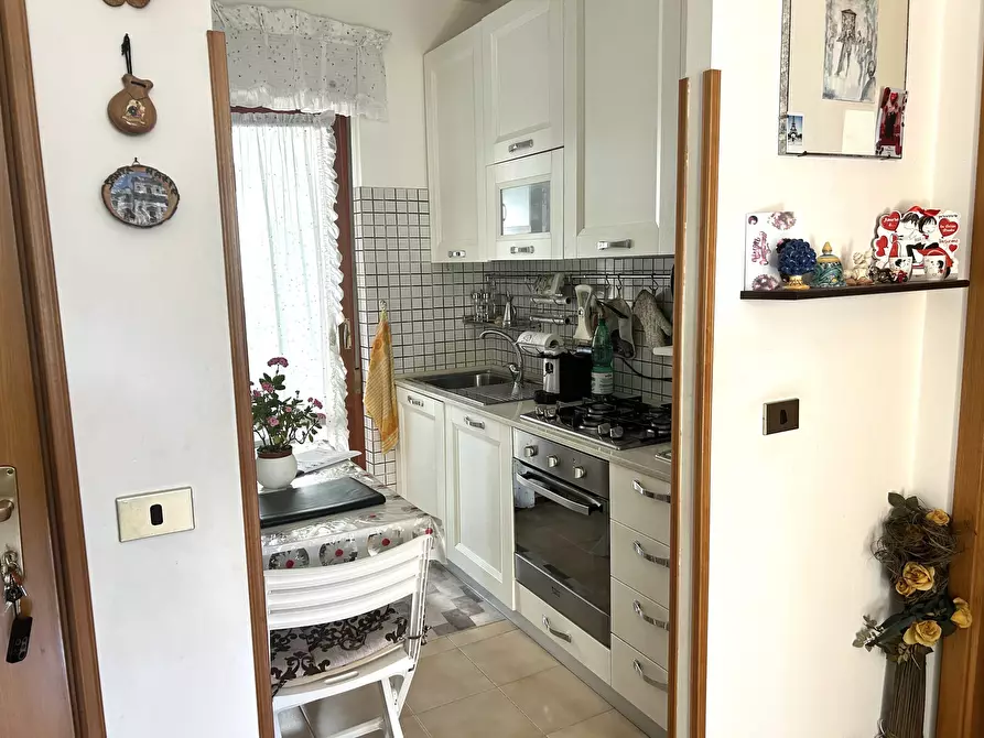 Immagine 6 di Appartamento in vendita  in Via Badino 148 a Terracina
