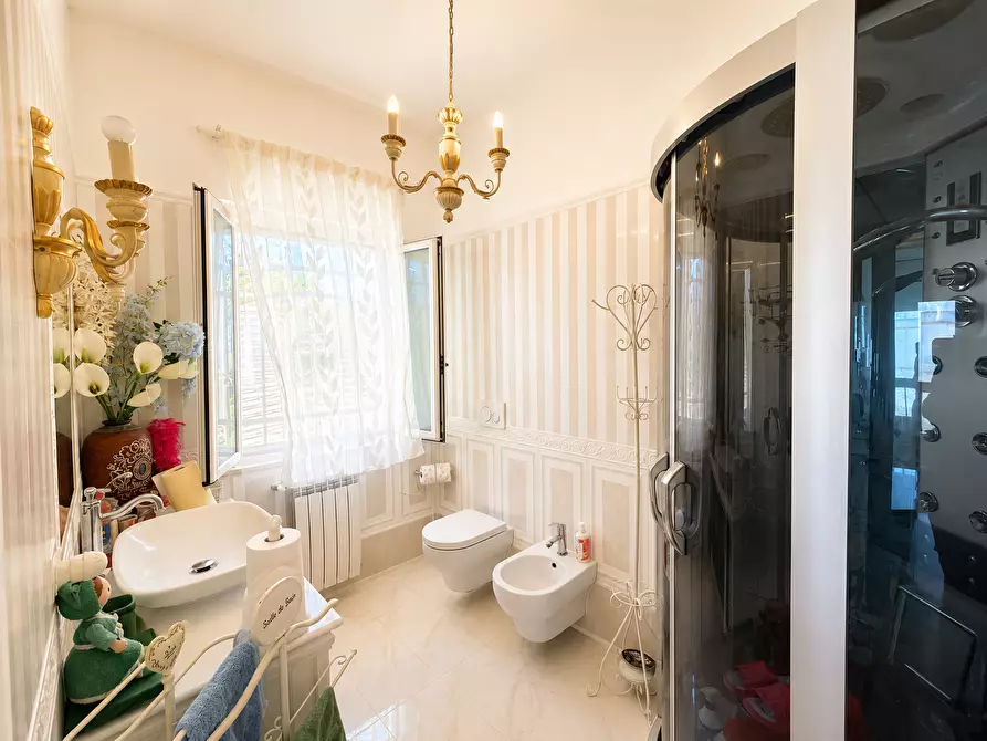 Immagine 8 di Casa indipendente in vendita  in Piazza Salvo D'Acquisto 9 a Anzio