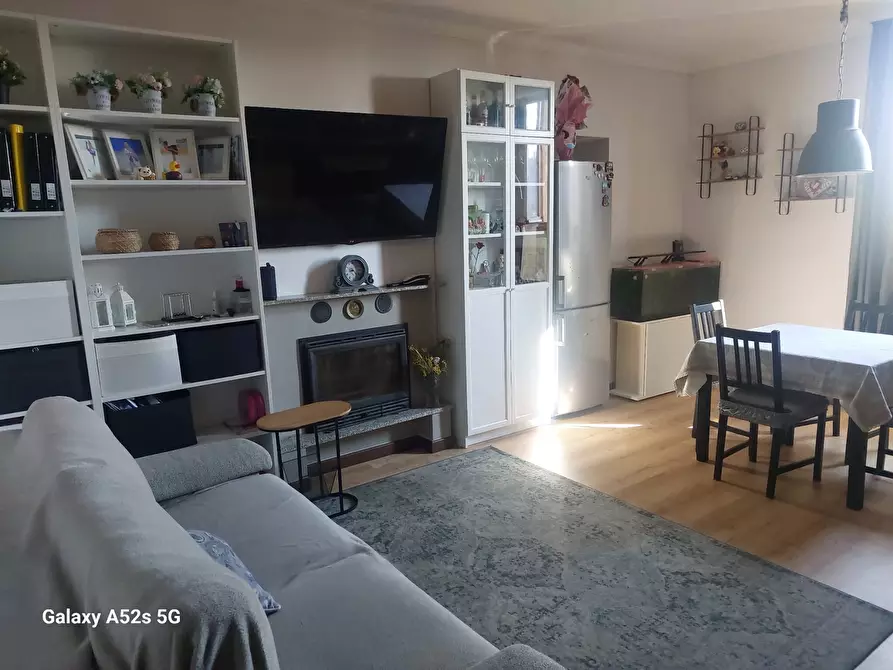 Immagine 1 di Trilocale in vendita  in Via Alebbio 4 a Como