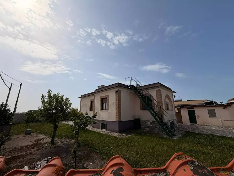 Immagine 2 di Villa in vendita  in Via Affile 12 a Nettuno