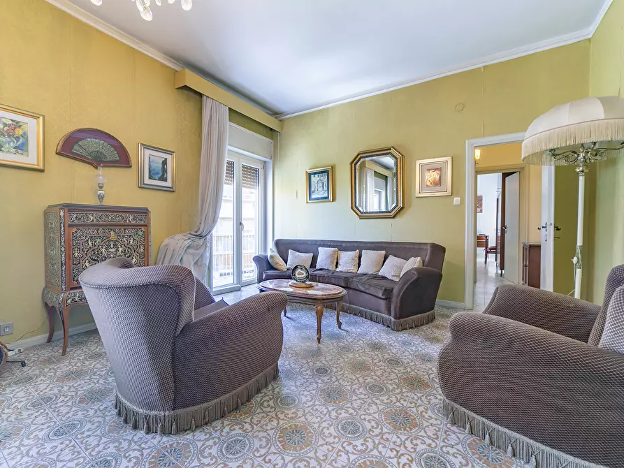 Immagine 45 di Quadrilocale in vendita  in Via Regina Elena 23 a Lecce
