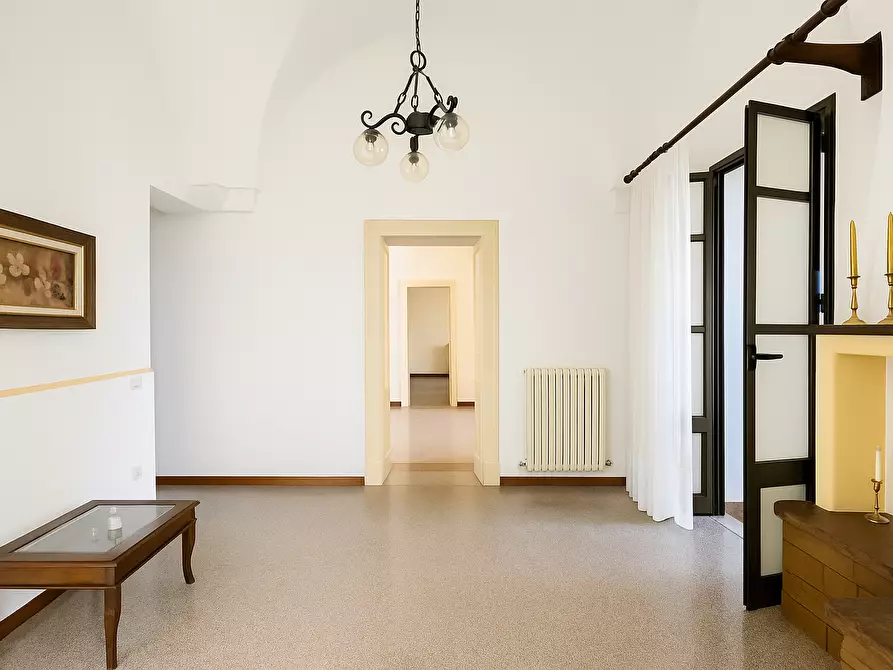 Immagine 7 di Villa in vendita  in Via Costantini 78 a Calimera